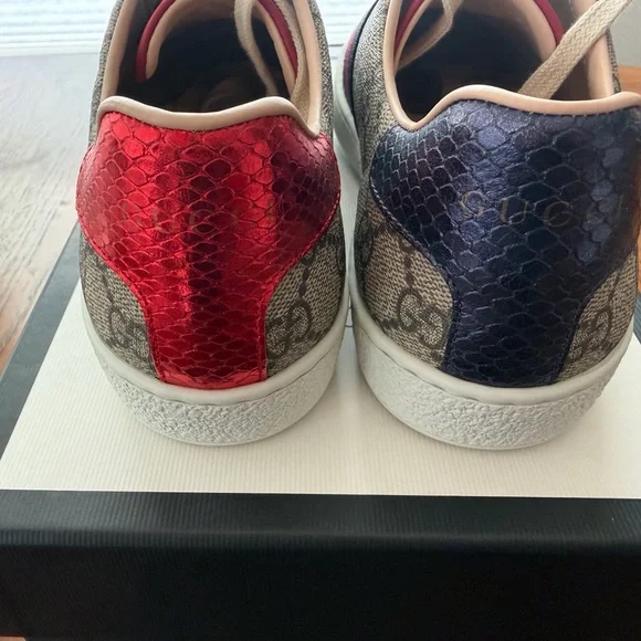 Gucci Ace Sneakers - Picture 8 of 8